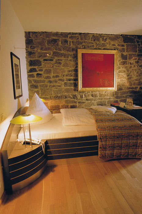 Zum Vergrößern auf das Bild klicken